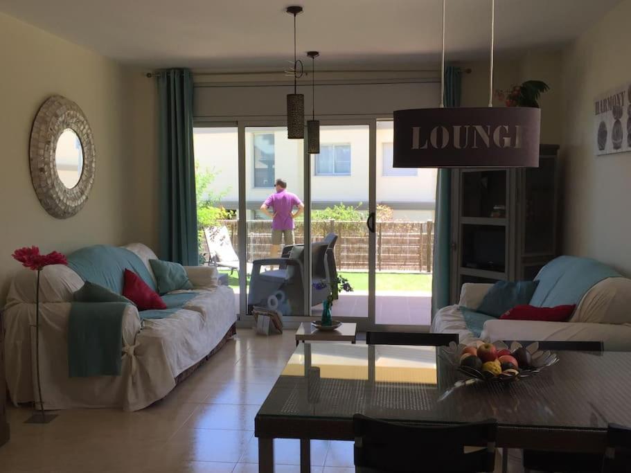 Residence Avec Piscine Face A La Mer, 1Ere Ligne Льянсса Экстерьер фото